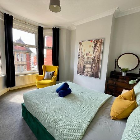 Edwardian City Centre House For Big Groups, Offroad Parking & Hot Tub! Cardiff Exteriér fotografie