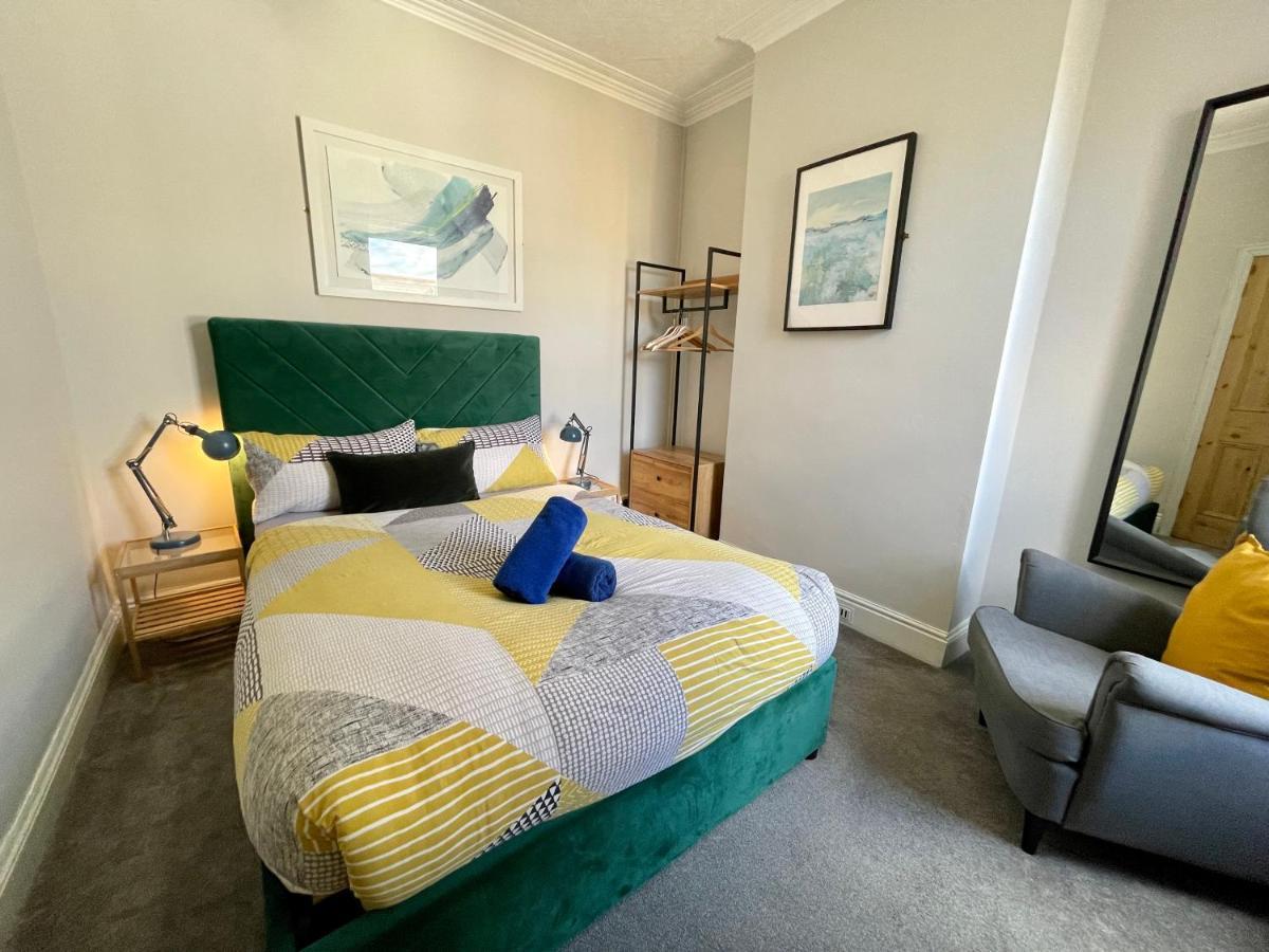Edwardian City Centre House For Big Groups, Offroad Parking & Hot Tub! Cardiff Exteriér fotografie